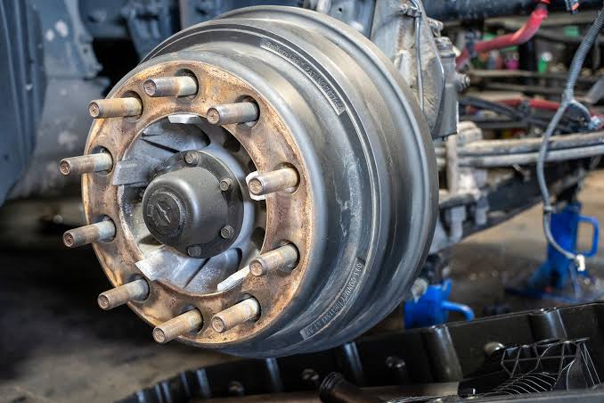 Mobile driveline repair and heavy truck inspection in Brookhaven